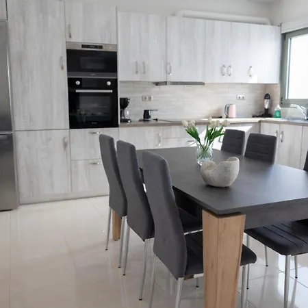 αegean εyes Apartment *